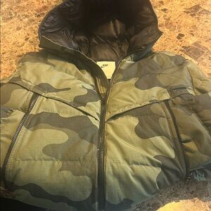Camouflage Puffer Jacket